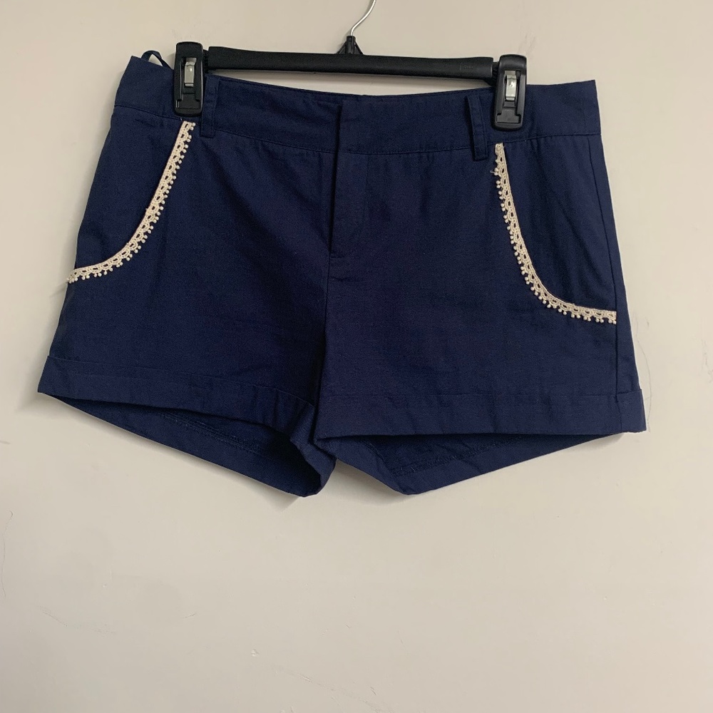 Fitted Navy Shorts with Lace Pocket Design